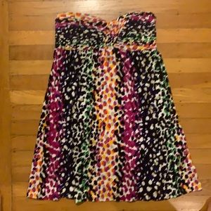 Excellent condition strapless dress. Laundry by Shelli Segal